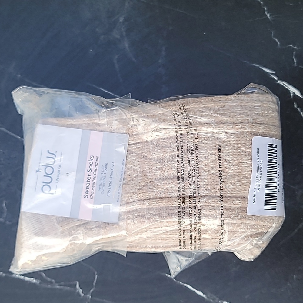 Pudus Sweater Socks Over the Knee Beige Shoe Size 6-10 NEW